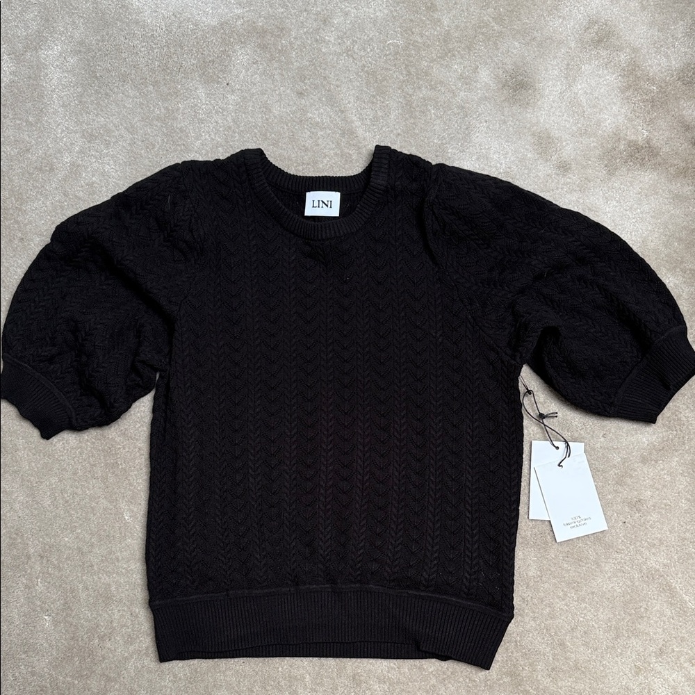 LINI Black Crew Neck Sweater